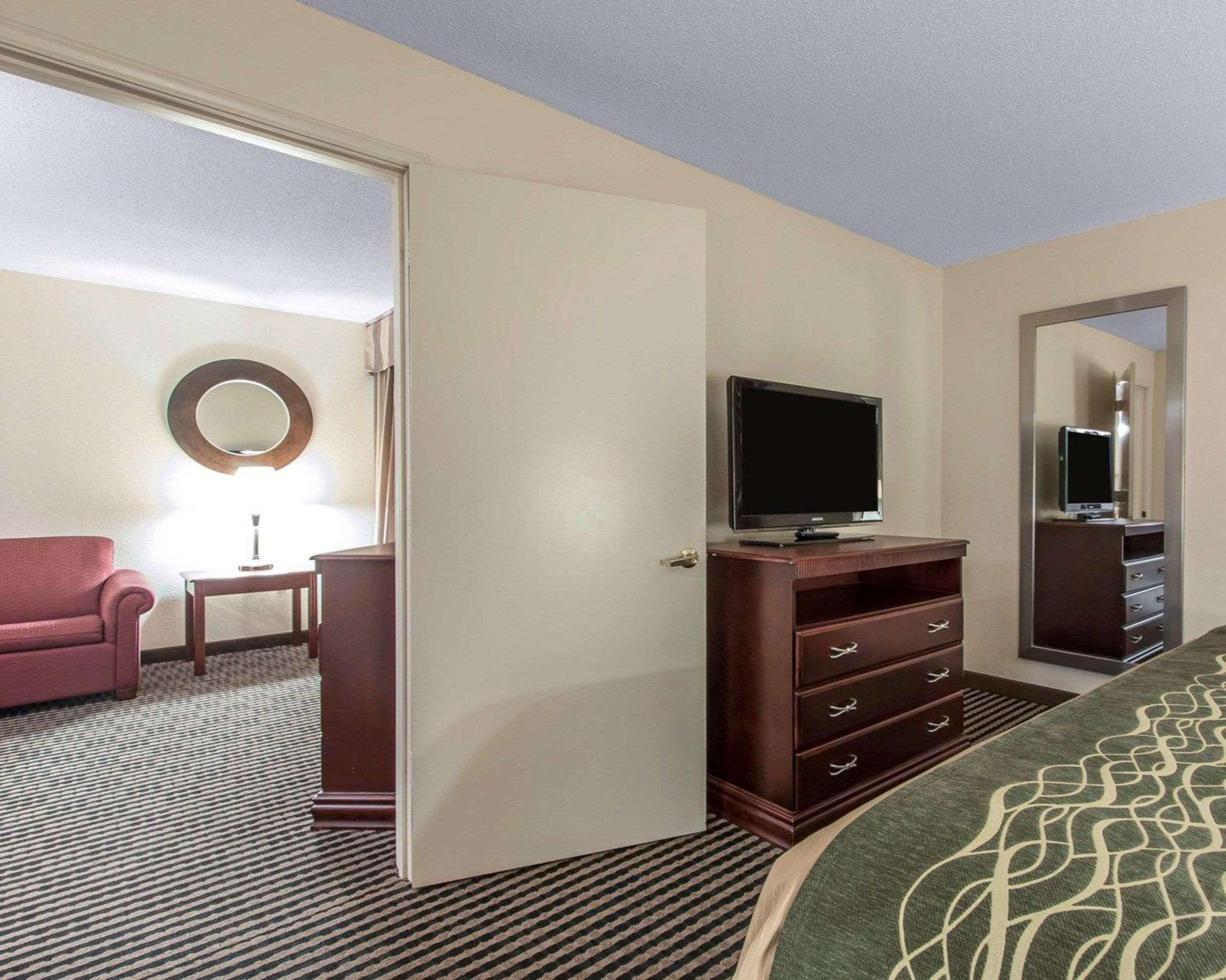 Comfort Inn Birmingham - Irondale Εξωτερικό φωτογραφία